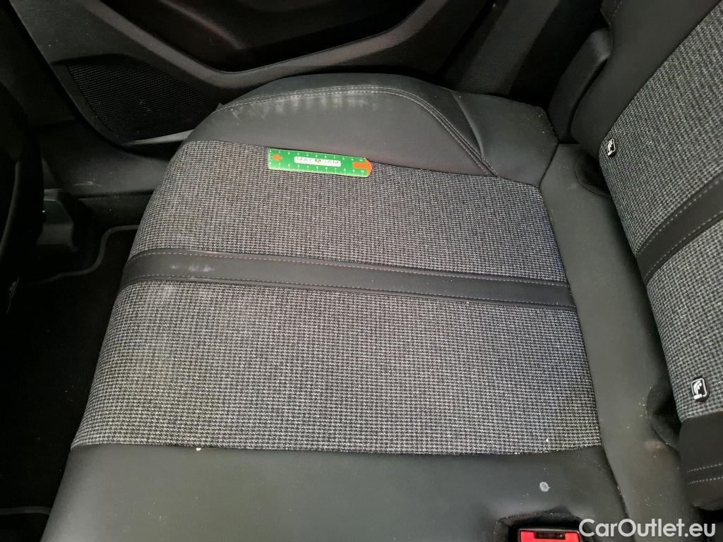  Peugeot  3008  Allure Business 1.2 PureTech 130CV BVA8 E6d #21
