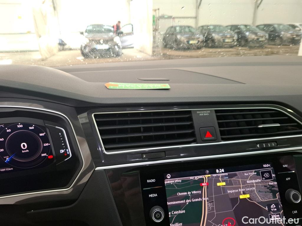  Volkswagen  Tiguan VOLKSWAGEN  / 2016 / 5P / SUV 1.5 TSI 150 EVO DSG7 Carat #10
