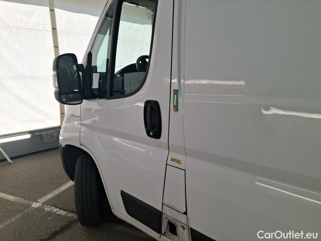  Fiat  Ducato FIAT   2014  4P Fourgon tôlé 2.3 Multijet 120 3.0 C H1 Business #41