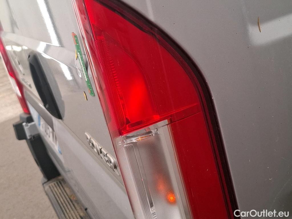  Peugeot  Boxer PEUGEOT  / 2014 / 4P / Fourgon tôlé BLUEHDI 130 PREMIUM PA 335 L3H3 #48