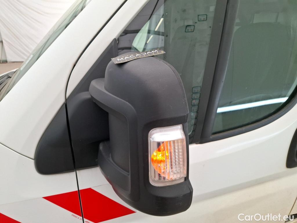  Peugeot  Boxer PEUGEOT  VU 4p Fourgon BLUEHDI 130 S&S PREMIUM 335 L2H2 #30