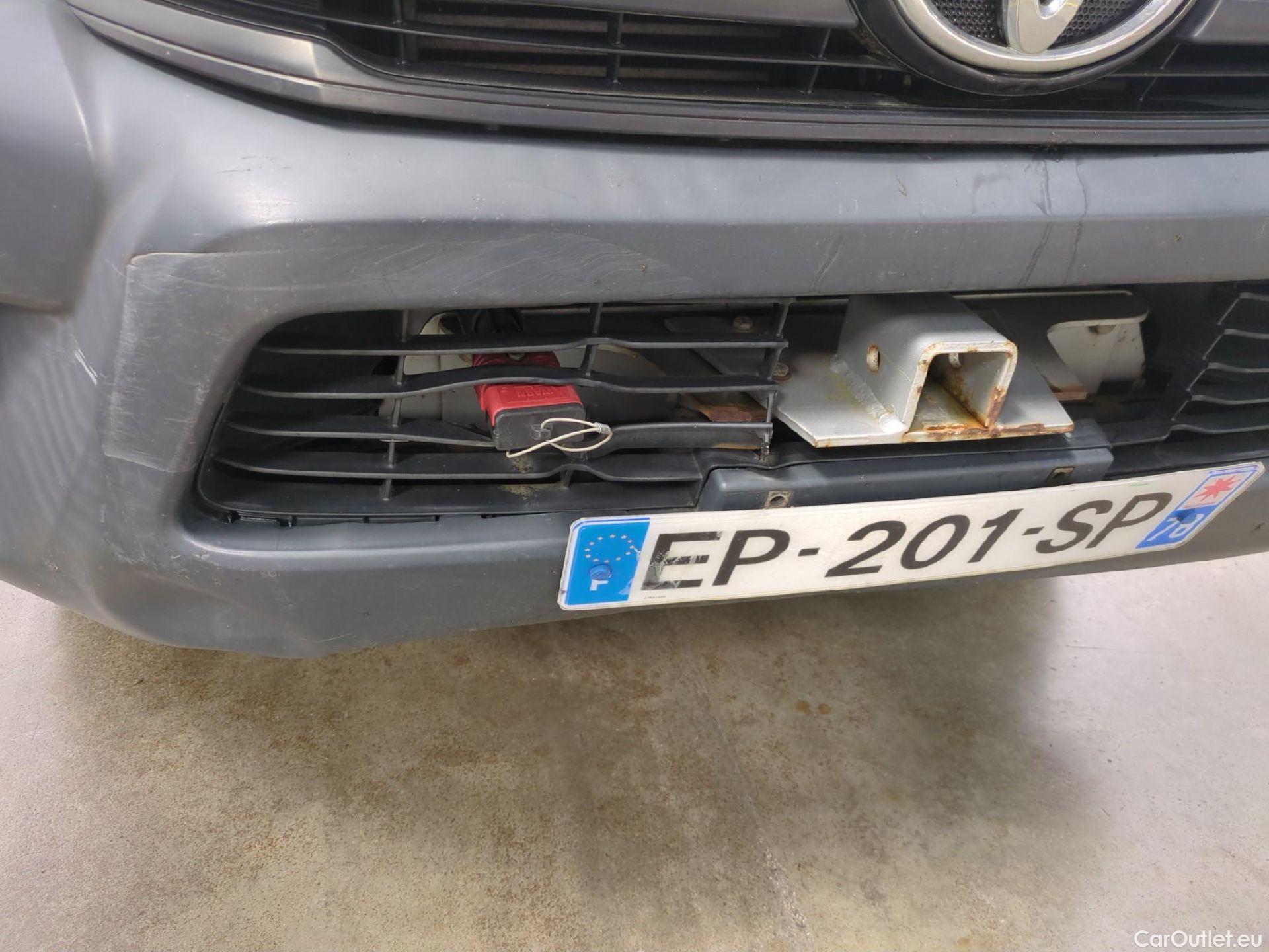 Toyota  Hilux TOYOTA  SC VU 2p Pick-up 4WD 2.4 D-4D Simple Cabine LeCap #26