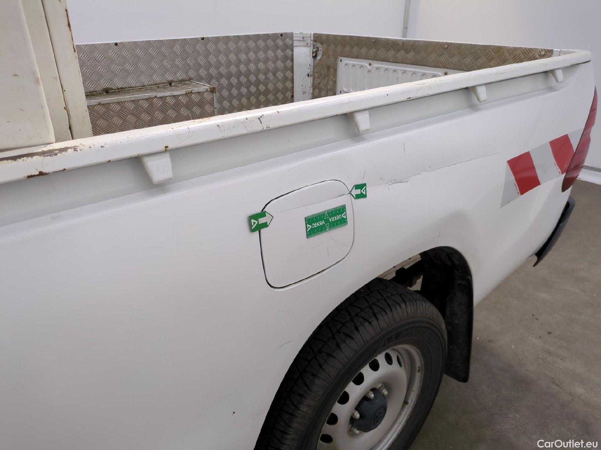  Toyota  Hilux TOYOTA  SC VU 2p Pick-up 4WD 2.4 D-4D Simple Cabine LeCap #35