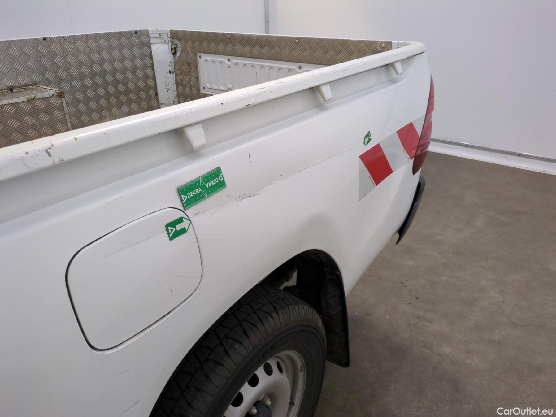  Toyota  Hilux TOYOTA  SC VU 2p Pick-up 4WD 2.4 D-4D Simple Cabine LeCap #37