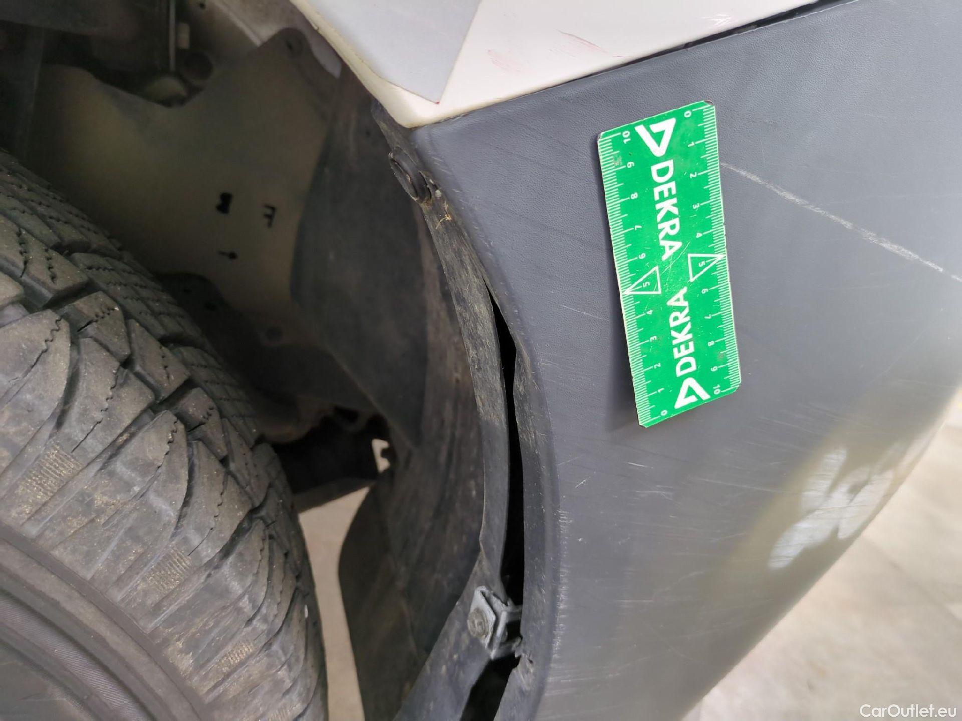 Toyota  Hilux TOYOTA  SC VU 2p Pick-up 4WD 2.4 D-4D Simple Cabine LeCap #19