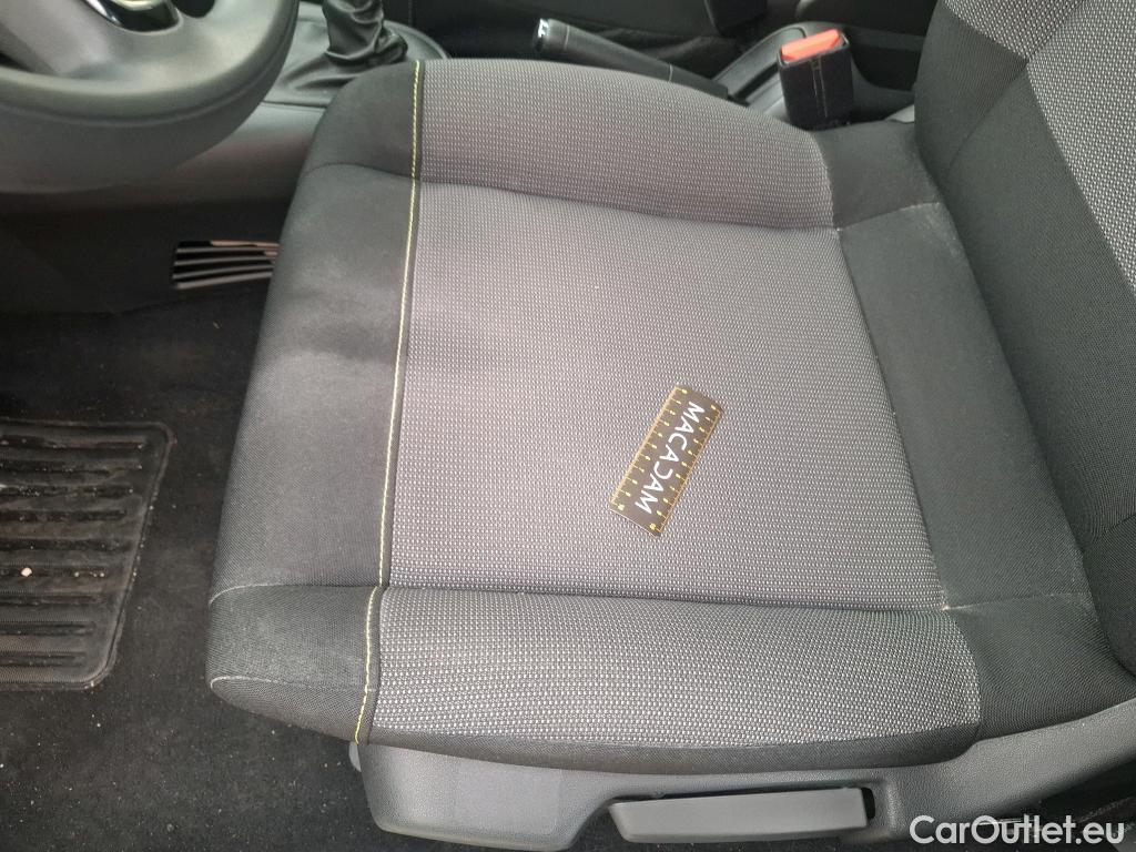  Citroen  C3  Société Feel 1.5 BlueHDI 100CV BVM6 E6d #2