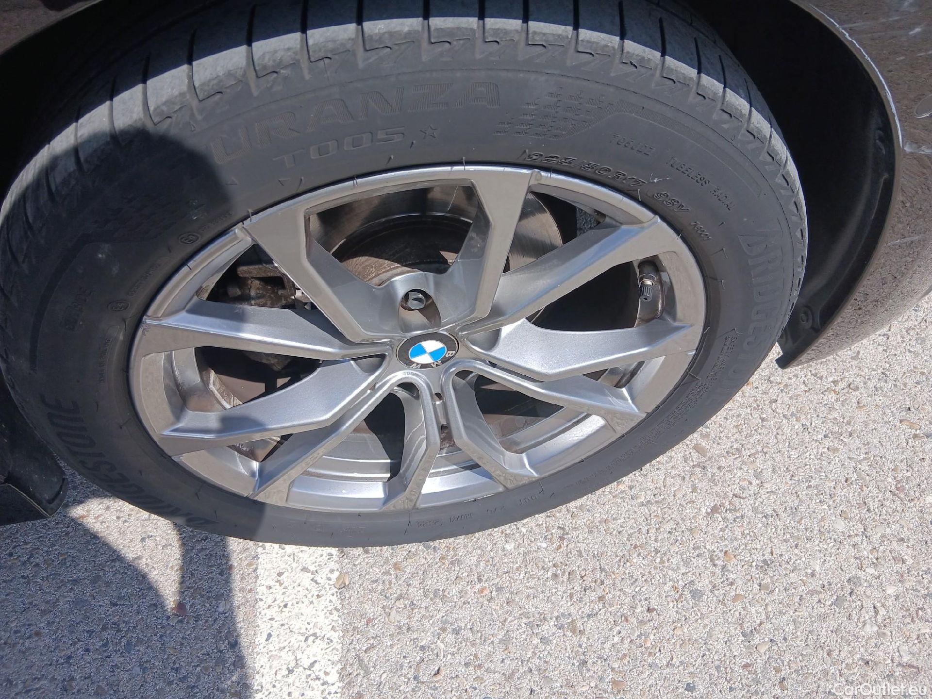 Bmw  Serie 3 BMW  sedán 318d Auto 150 CV / 4P  #40