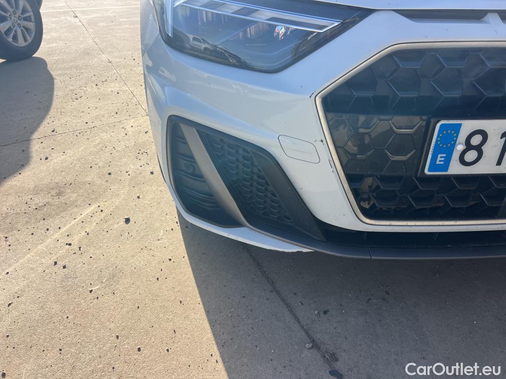  Audi  A1 Sportback AUDI  Adrenalin 30 TFSI S tron / 5P #16