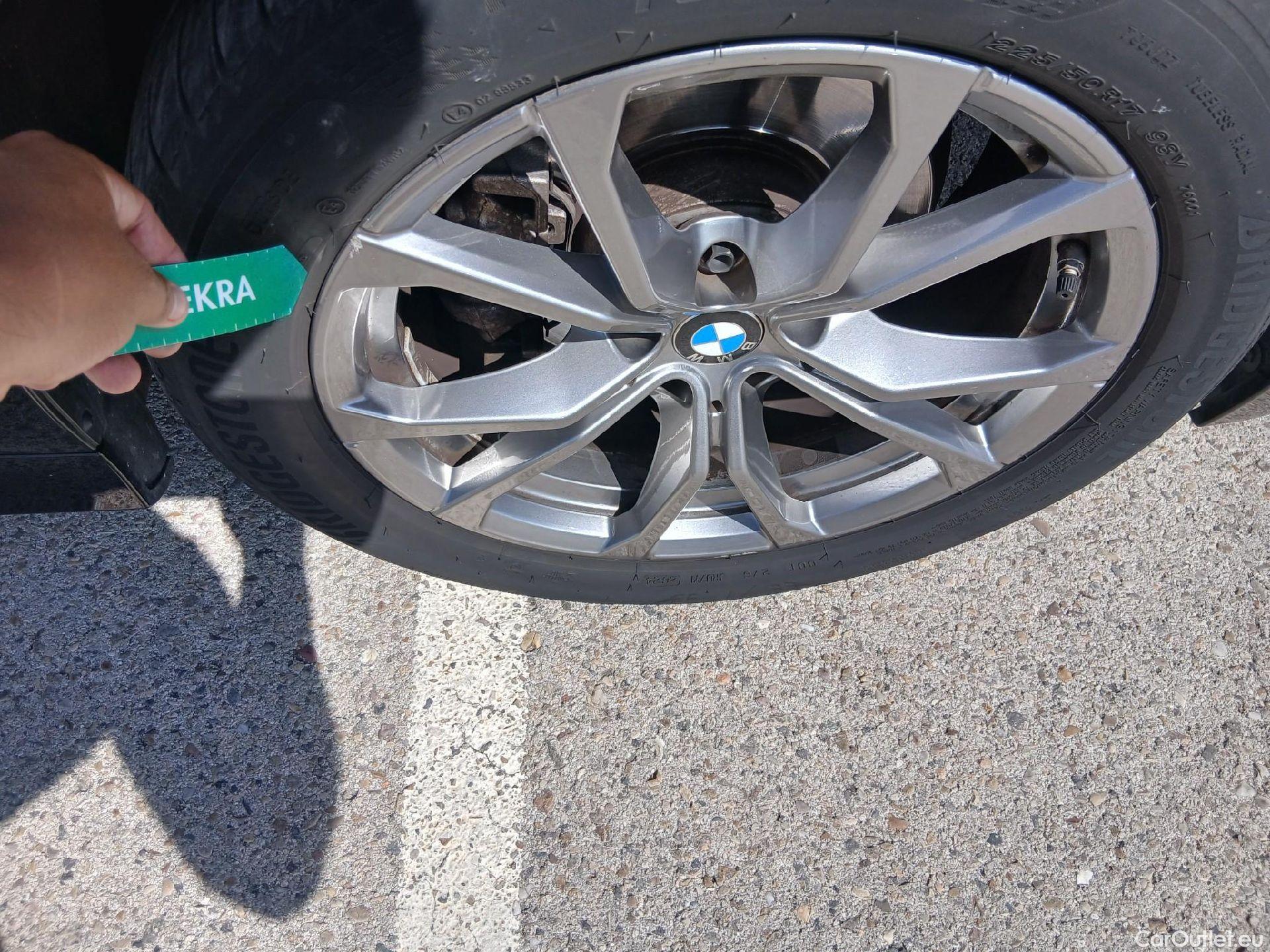  Bmw  Serie 3 BMW  sedán 318d Auto 150 CV / 4P  #41