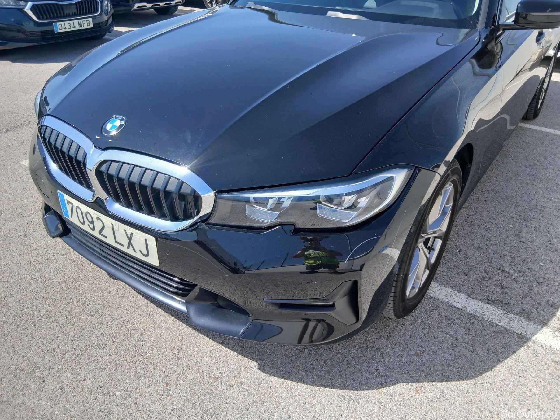  Bmw  Serie 3 BMW  sedán 318d Auto 150 CV / 4P  #7