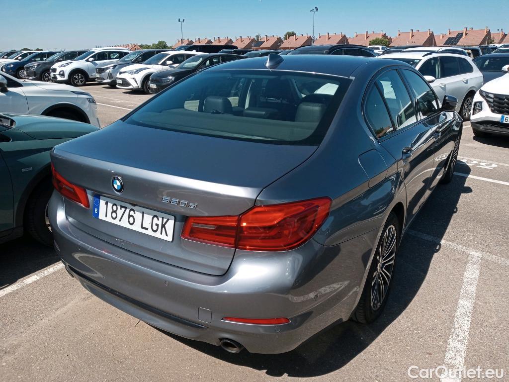  Bmw  Serie 5 BMW   sedán 520dA / 4P / #Opcionales 9400€# #17
