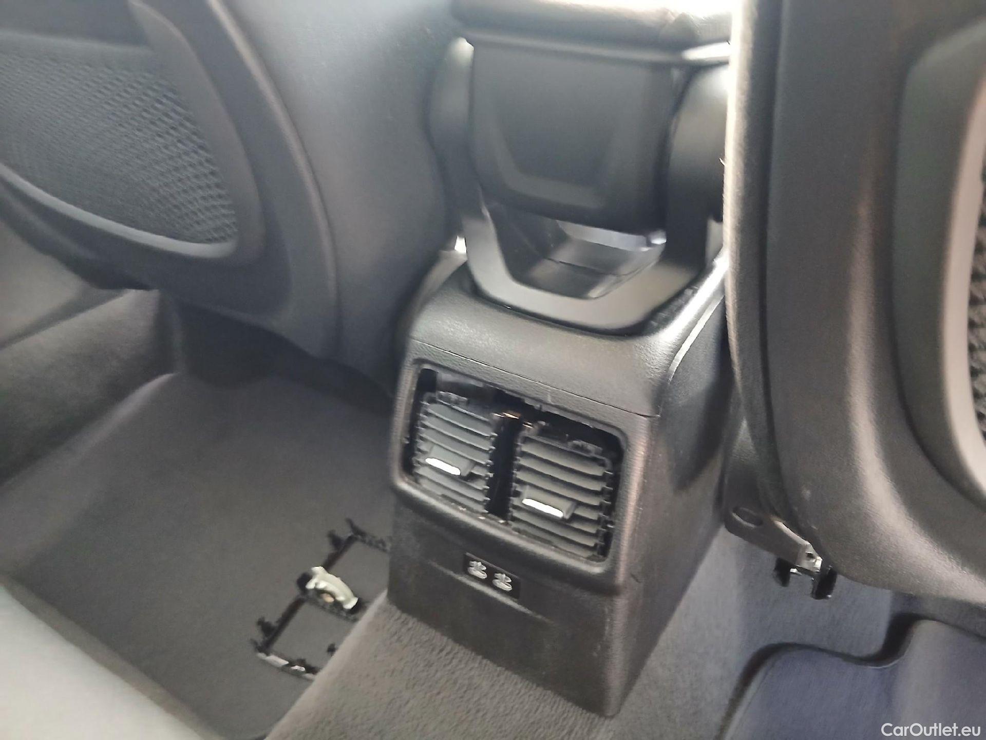  Bmw  X1 BMW  sDrive18i (CX2) #29