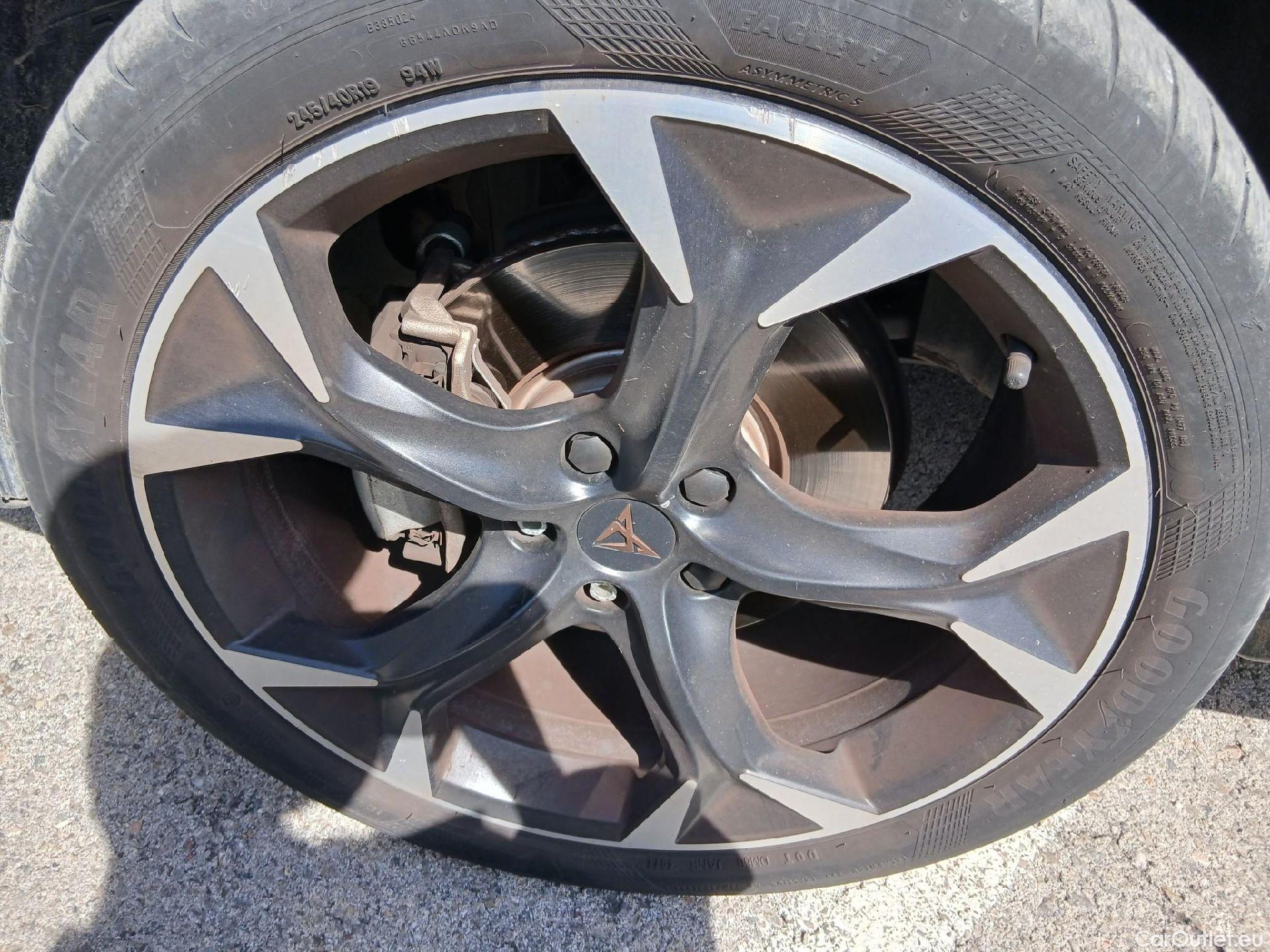  Cupra  Formentor CUPRA  / 2020 / 5P / todoterreno 1.5 TSI 110kW (150 CV) DSG #12