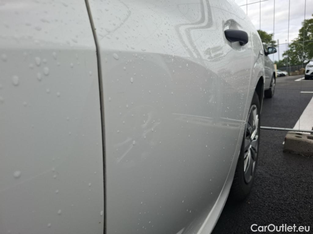  Peugeot  208  Premium 1.5 HDi 100CV BVM6 E6d #38