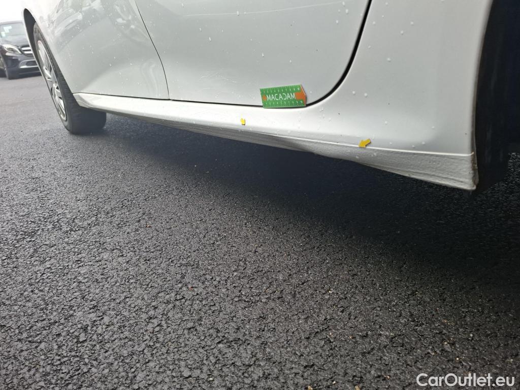  Peugeot  208  Premium 1.5 HDi 100CV BVM6 E6d #3