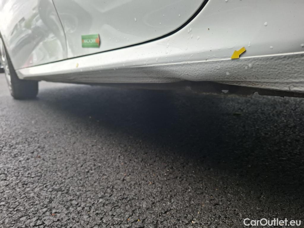  Peugeot  208  Premium 1.5 HDi 100CV BVM6 E6d #1