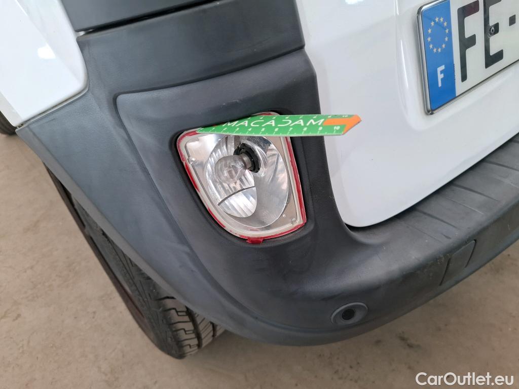  Renault  Kangoo  Express Grand Confort (L1) 1.5 dCi 90CV BVM5 E6 #28