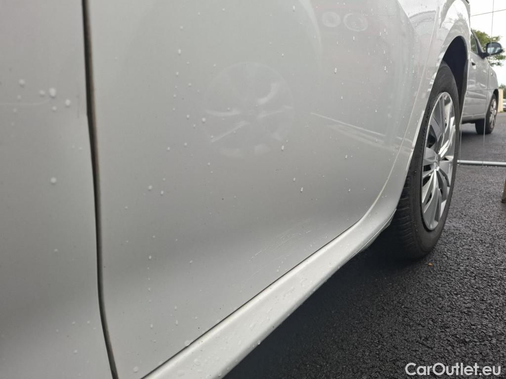  Peugeot  208  Premium 1.5 HDi 100CV BVM6 E6d #36