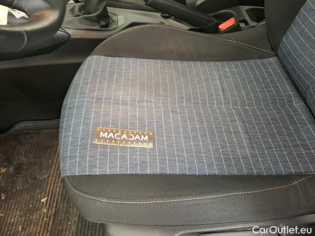  Peugeot  208  Premium 1.5 HDi 100CV BVM6 E6d #32