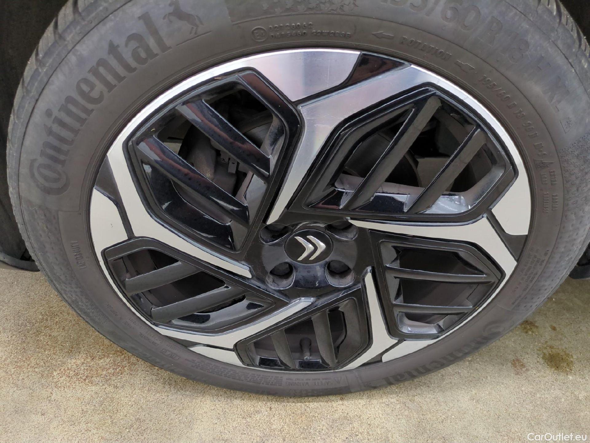  Citroen  C4  Berline Shine 1.2 PureTech 130CV BVM6 6E #8