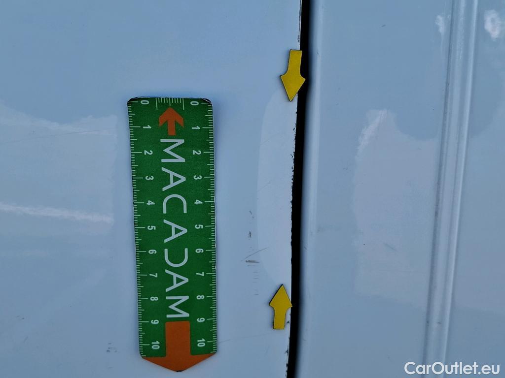  Renault  Trafic  Furgon Grand Confort L2H2 1200 1.6 dCi 125CV BVM6 E6 #111