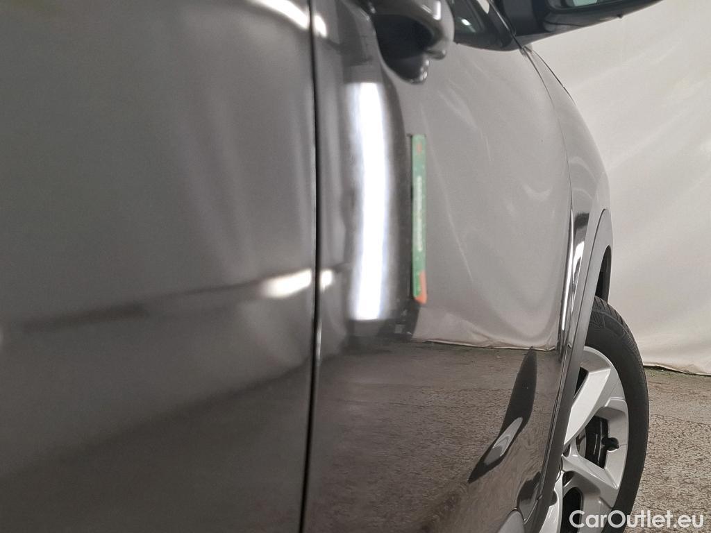  Citroen  C5 Aircross CITROEN  / 2022 / 5P / SUV BlueHDi 130 SandS EAT8 Feel #8