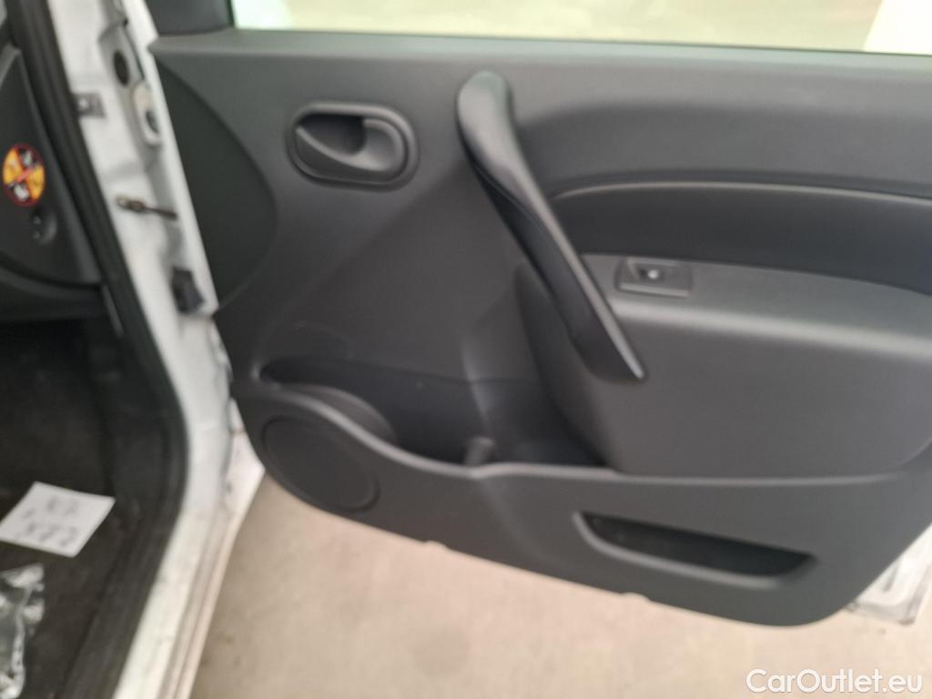  Renault  Kangoo  Express Grand Confort (L1) 1.5 dCi 90CV BVM5 E6 #76
