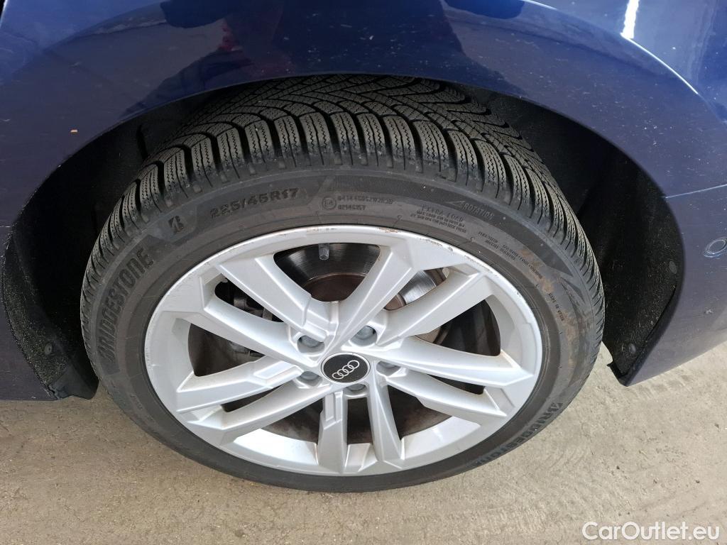 Audi  A3 AUDI  Sportback / 2020 / 5P / Berline 40 TFSI e 204 S Tronic Business Line #23