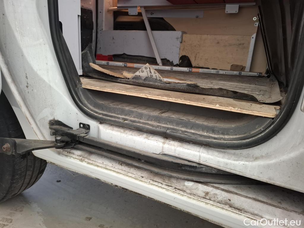  Renault  Kangoo  Express Grand Confort (L1) 1.5 dCi 90CV BVM5 E6 #66
