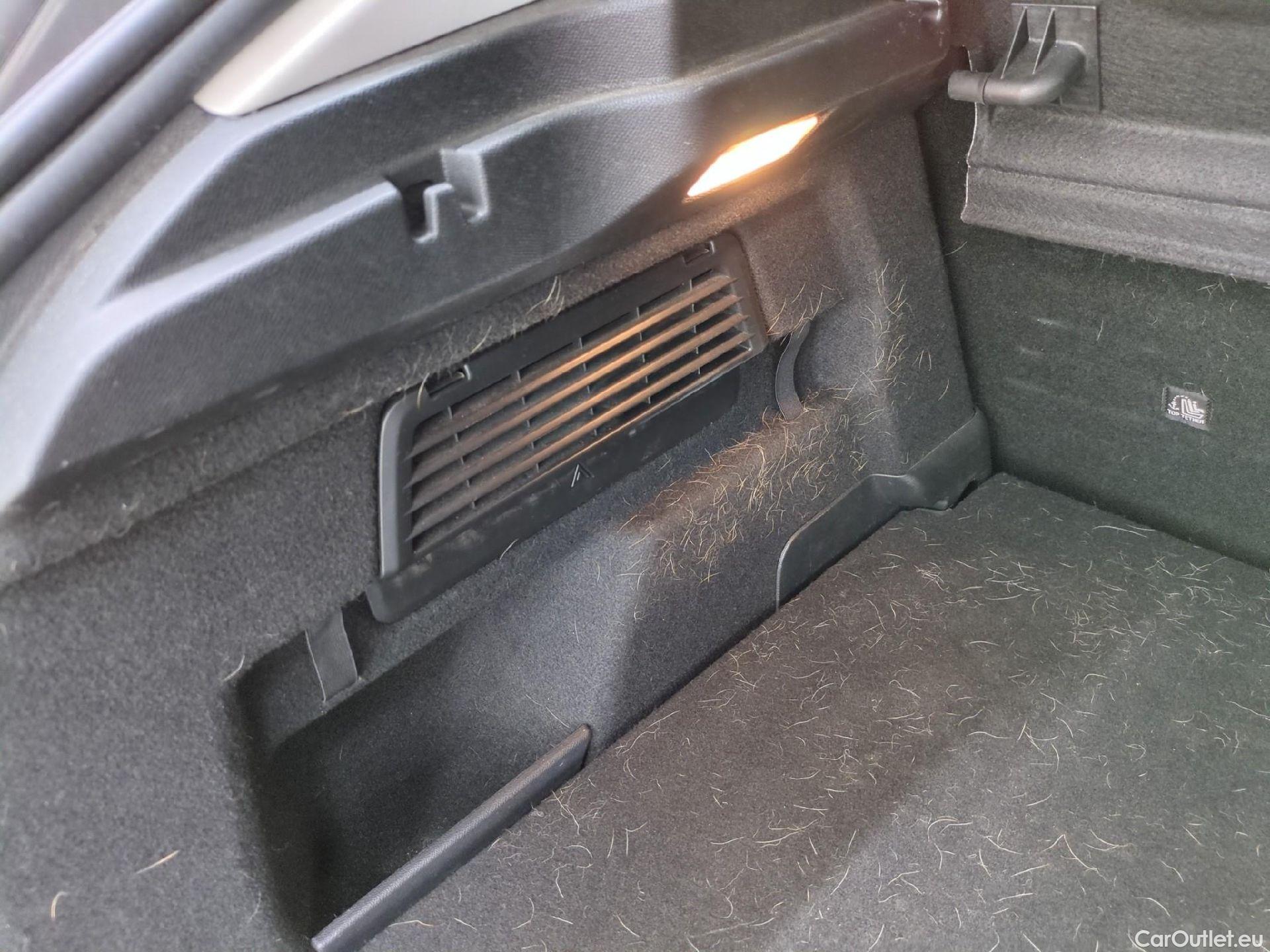  Citroen  C4  Berline Shine 1.2 PureTech 130CV BVM6 6E #3