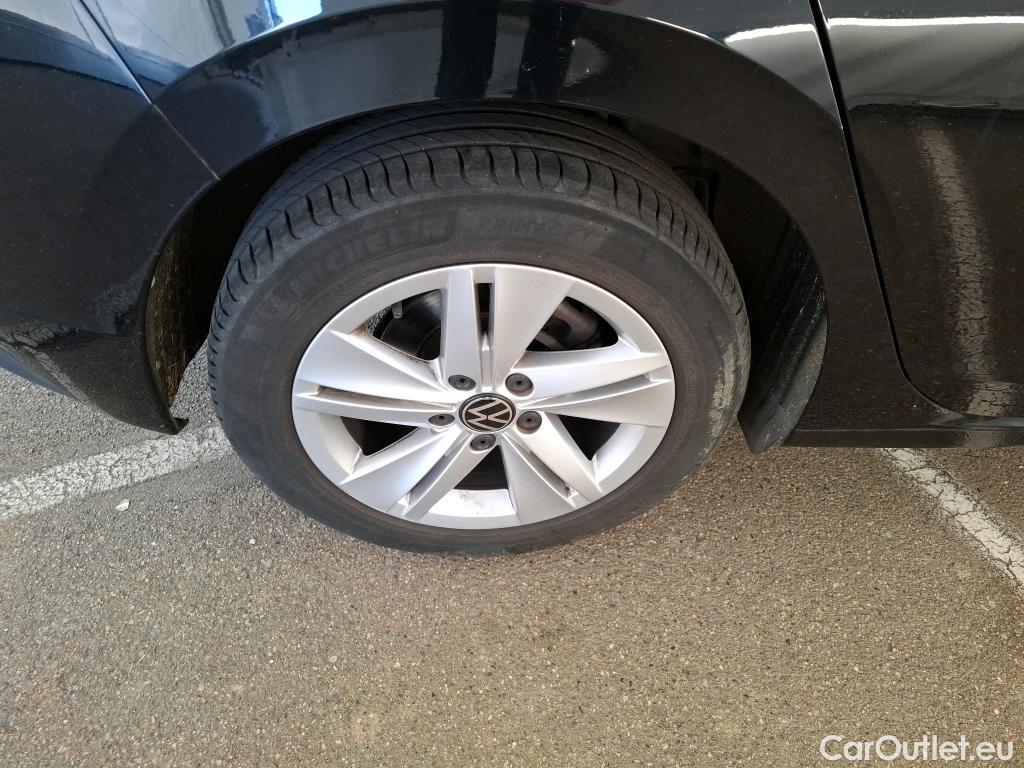  Volkswagen  Golf  VOLKSWAGEN / 2020 / 5P / Berline 2.0 TDI SCR 115 DSG7 Life Busi 1st #11