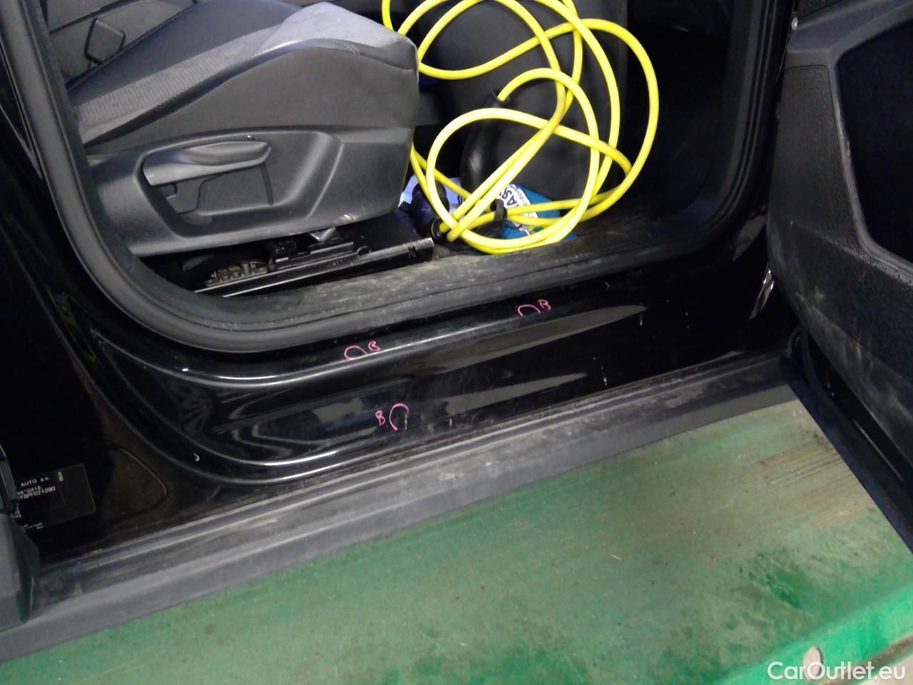  Skoda  ENYAQ  iV80 5d #31