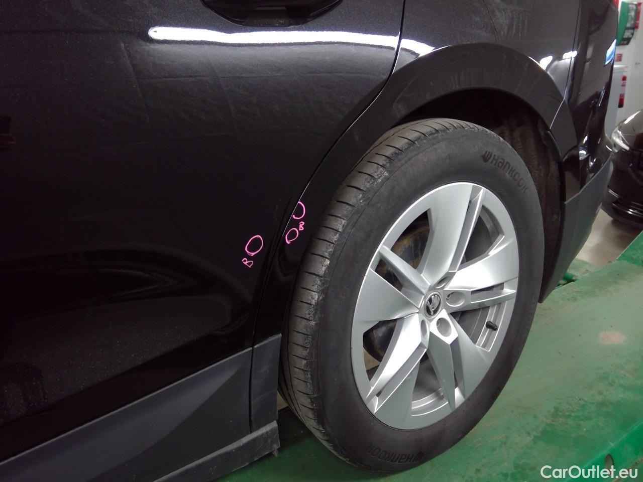  Skoda  ENYAQ  iV80 5d #17