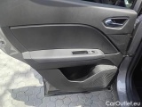 Renault  Captur RENAULT  / 2019 / 5P / SUV 1.6 PHEV E-TECH 117KW INTENS #75