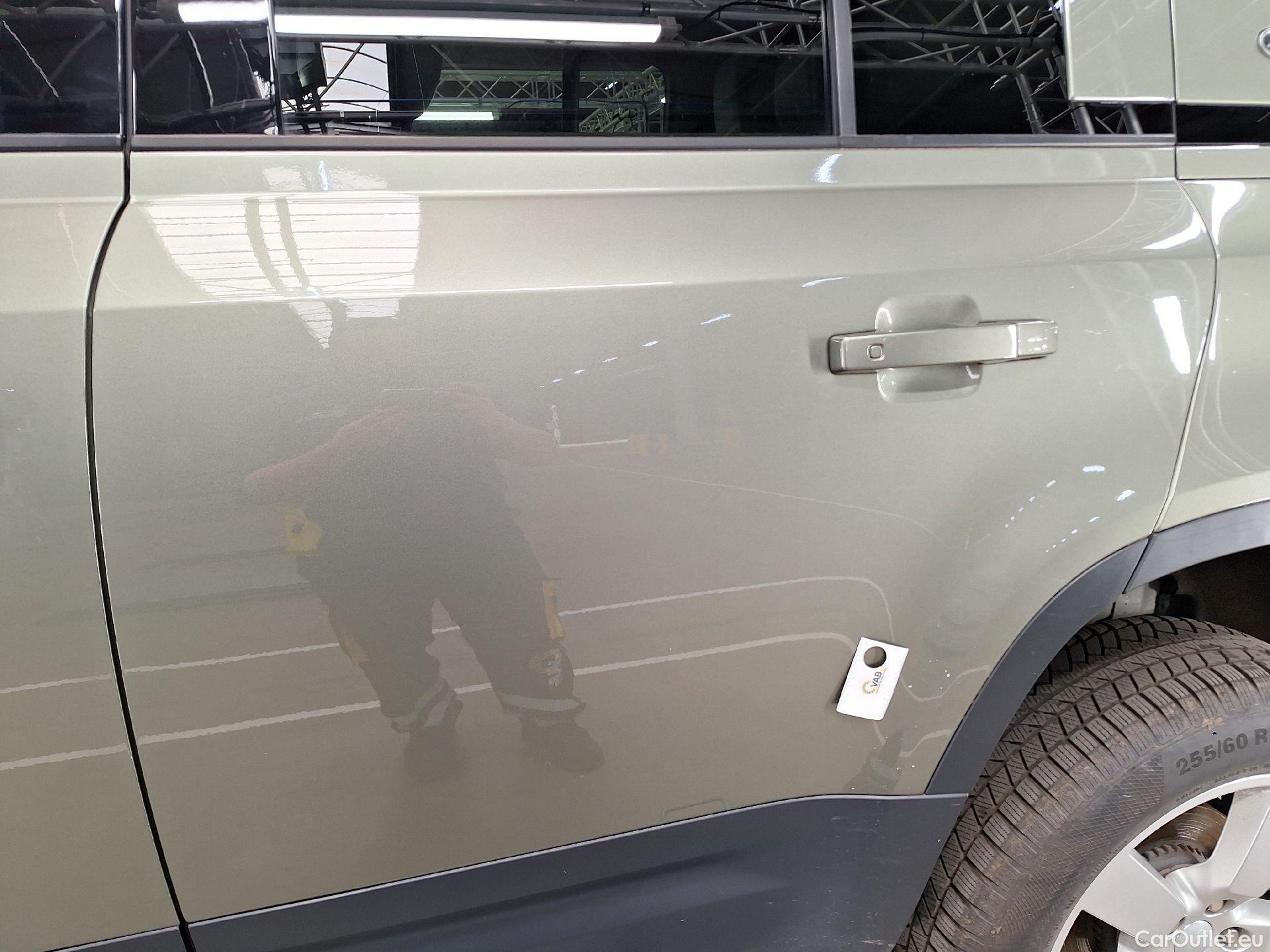  Land Rover  Defender Land Rover,  110 '19, Land Rover  110 D200 HSE 5d #8