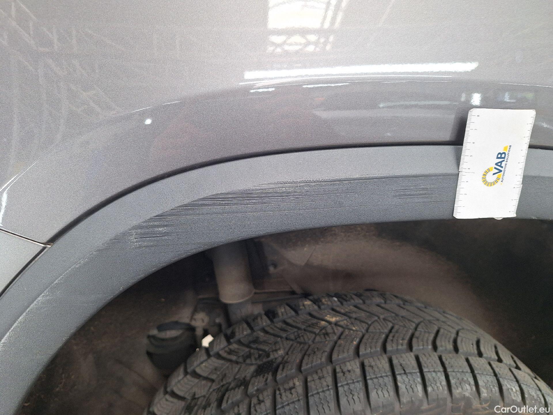  Mercedes  GLA Mercedes,  '20, Mercedes-Benz   180 d Business Solution 5d #19