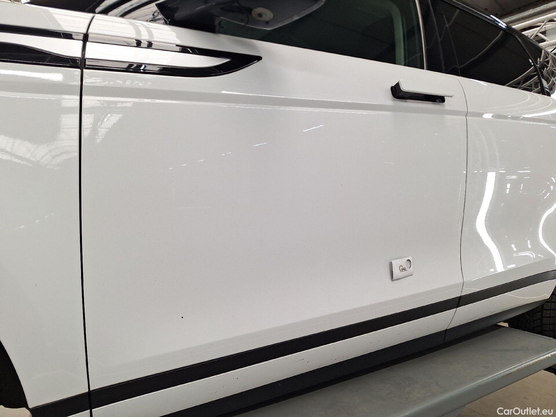  Land Rover  Range Rover Evoque Land Rover, RR.Evoque '18, Land Rover  D150 AWD Auto S 5d #31