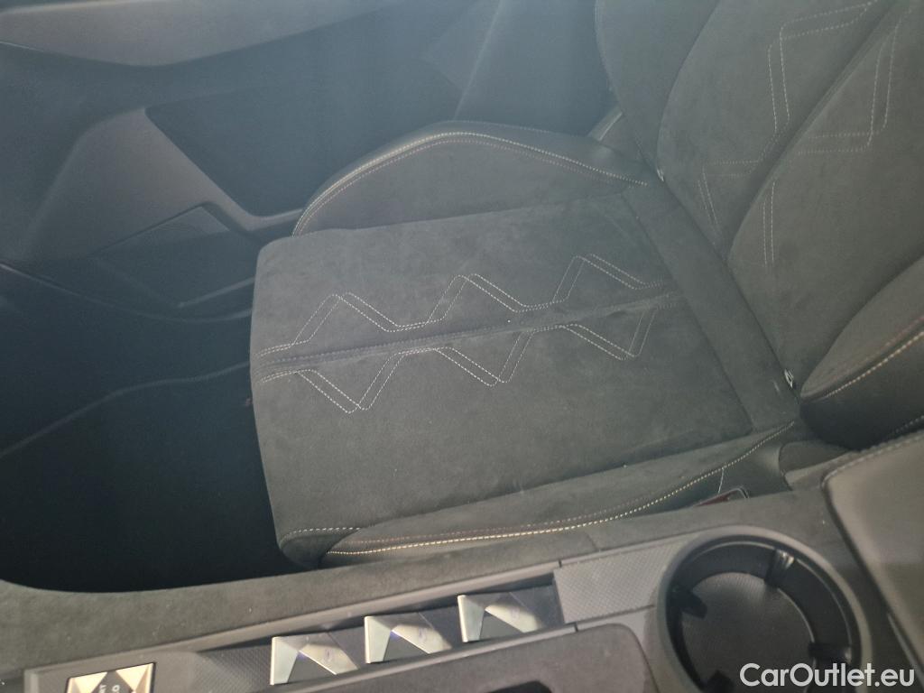  DS  DS7 DS DS 7 Crossback / 2017 / 5P / todoterreno BlueHDi DE 96kW (130CV) AT. PERF.LINE #3