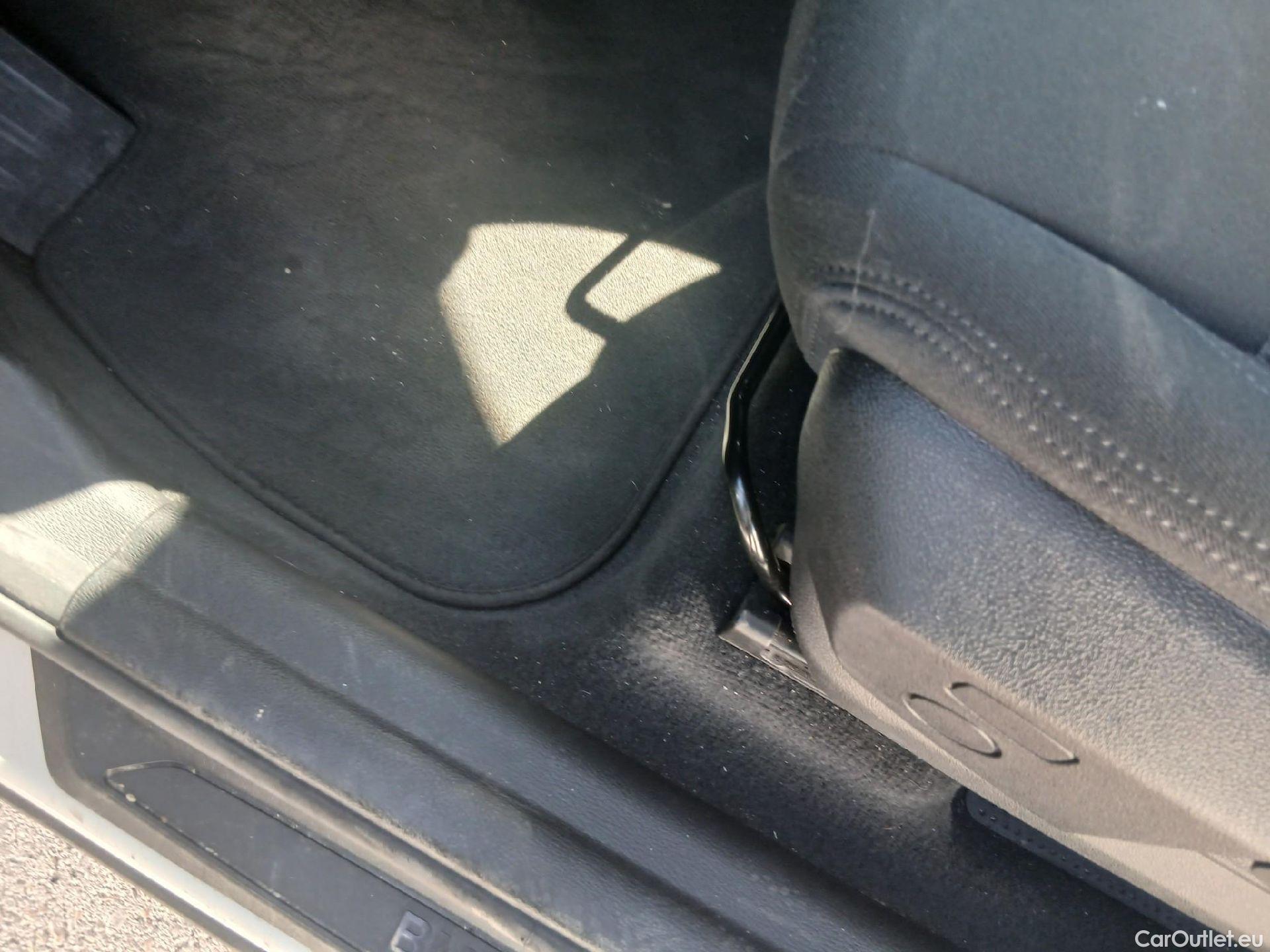  Bmw  X1 BMW  / 2019 / 5P / todoterreno sDrive18dA Corporate #2