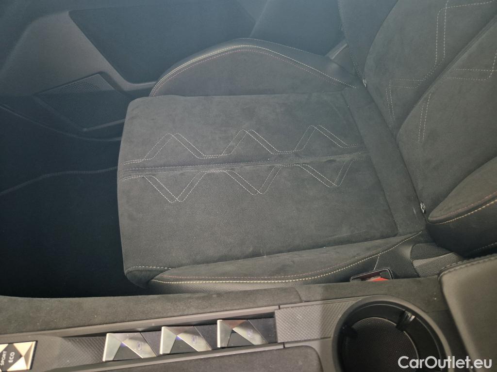  DS  DS7 DS DS 7 Crossback / 2017 / 5P / todoterreno BlueHDi DE 96kW (130CV) AT. PERF.LINE #2