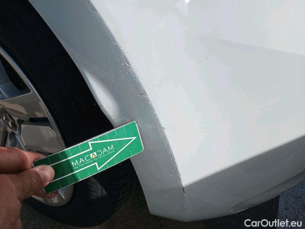  Renault  Clio RENAULT  / 2019 / 5P / berlina con portón Intens TCe 67 kW (91CV) (AC) #21
