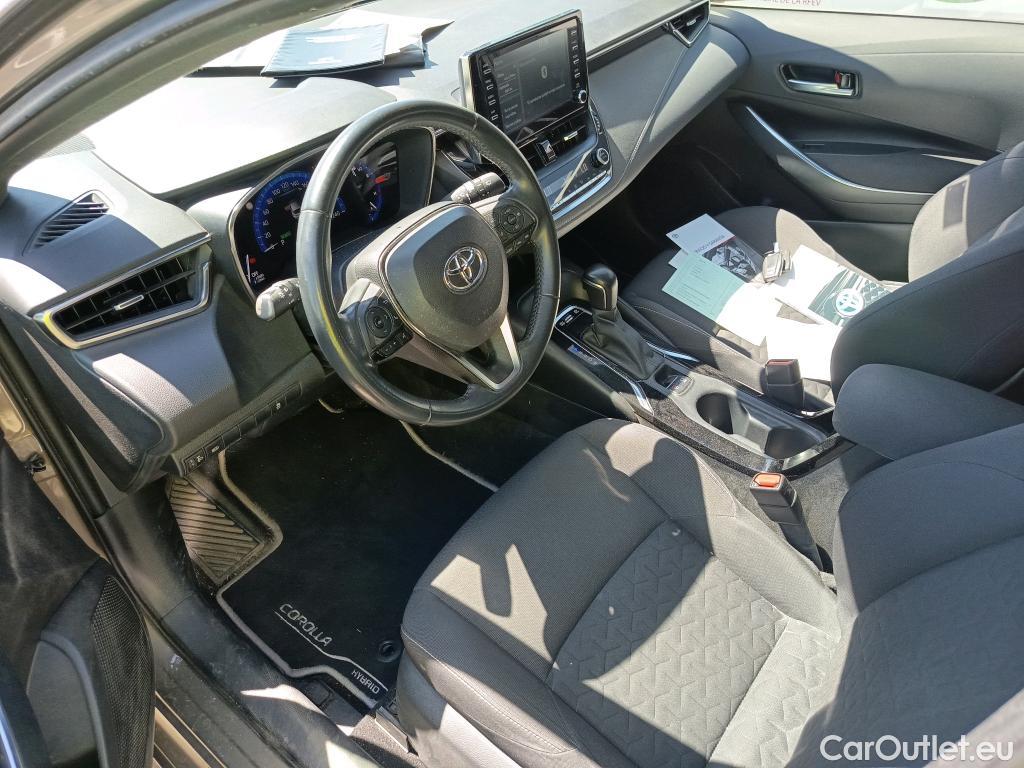 Toyota  Corolla TOYOTA  1.8 125H ACTIVE TECH E-CVT #17