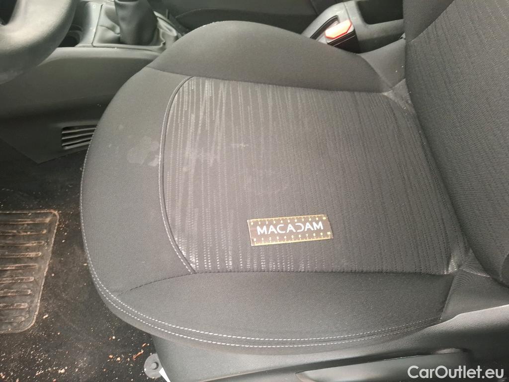  Peugeot  208  Affaire Premium Pack 1.2 80CV BVM5 E6dT #28