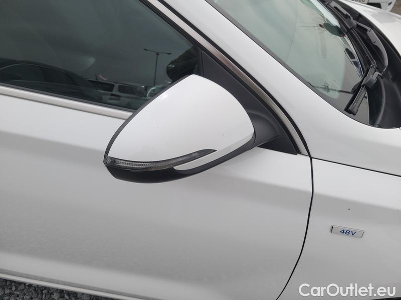  Hyundai  i30   cw (PD)(2017->)  kom.1.5T-GDI Family Smart #17