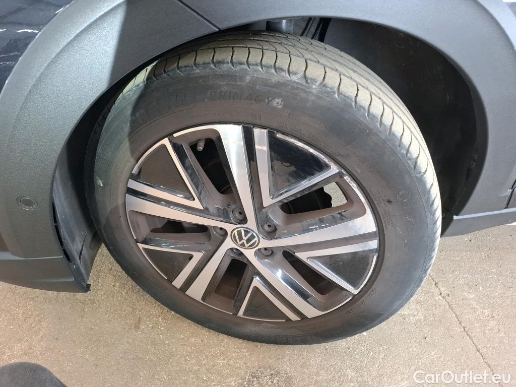  Volkswagen  Taigo  Style 1.0 TSI 110CV BVA7 E6d #10