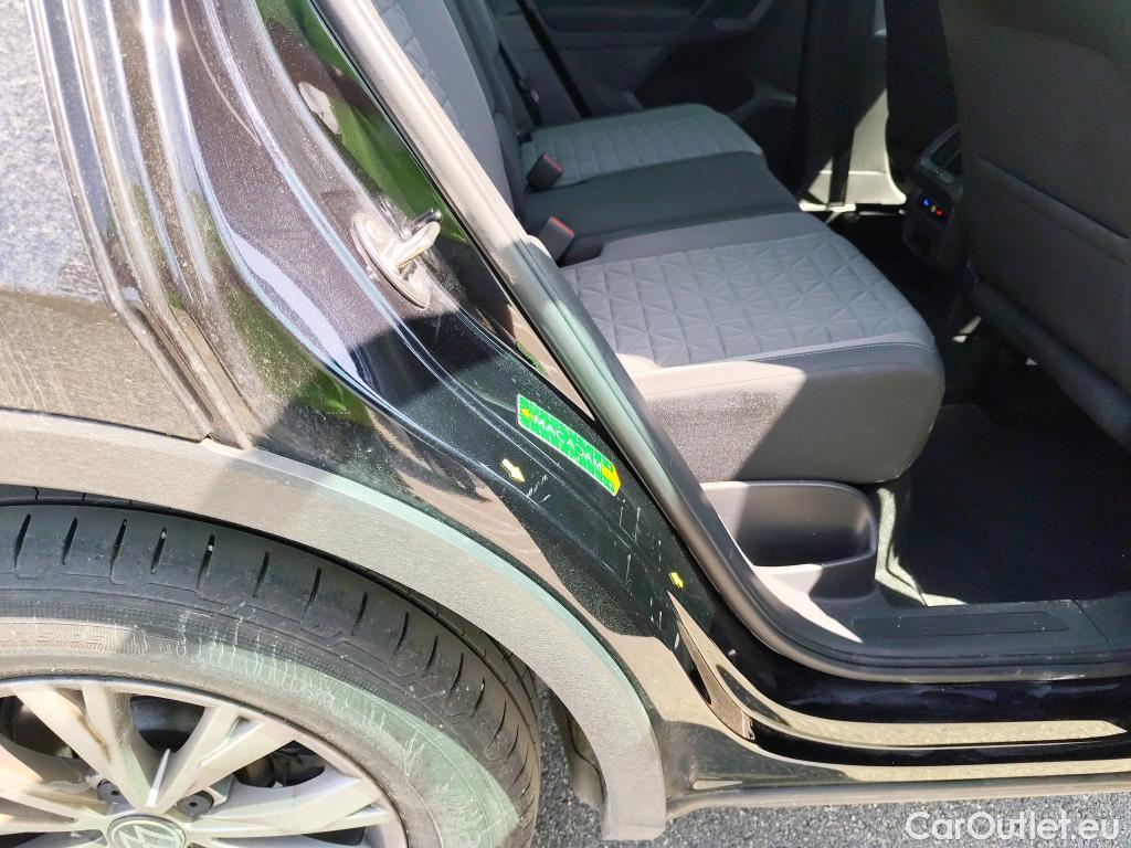  Volkswagen  Tiguan VOLKSWAGEN  / 2020 / 5P / SUV 2.0 TDI 150 DSG7 LIFE PLUS #14