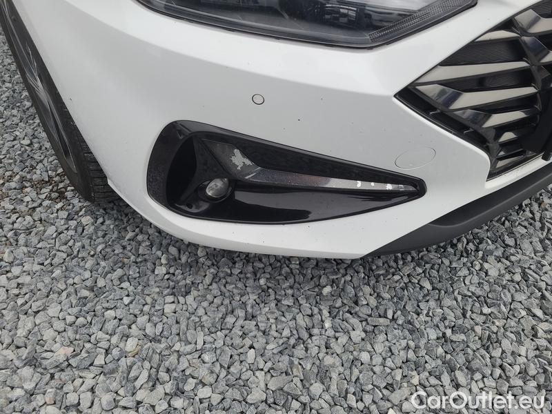  Hyundai  i30   cw (PD)(2017->)  kom.1.5T-GDI Family Smart #21