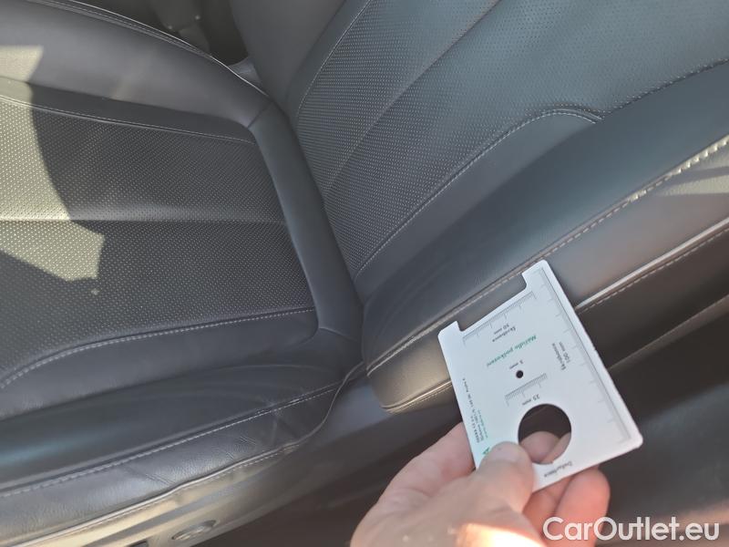  Hyundai  Santa Fe  (2018->)  2.2CRDi Style 4x4 AT #2