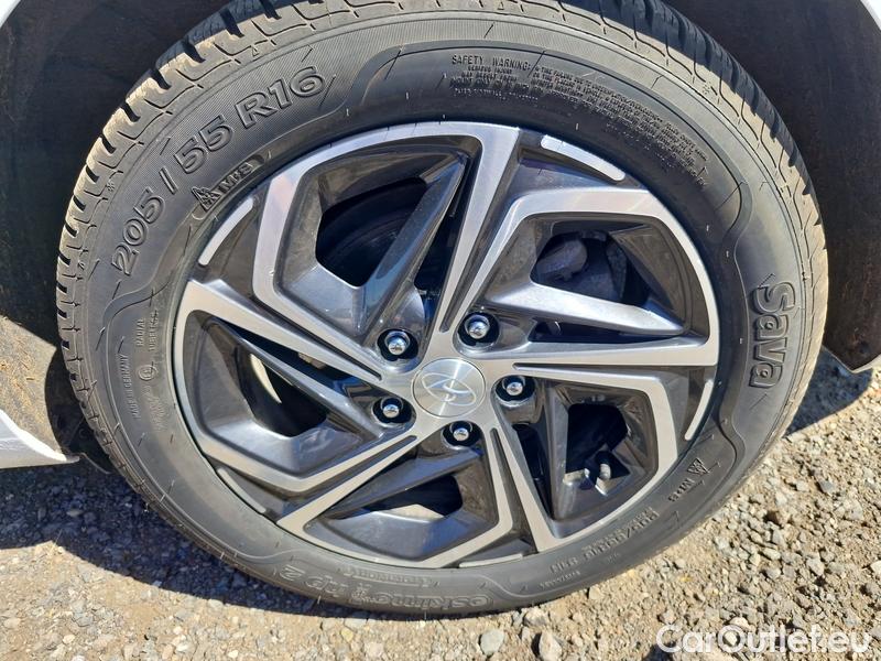  Hyundai  i30   cw (PD)(2017->)  kom.1.6CRDi 115 Smart #12