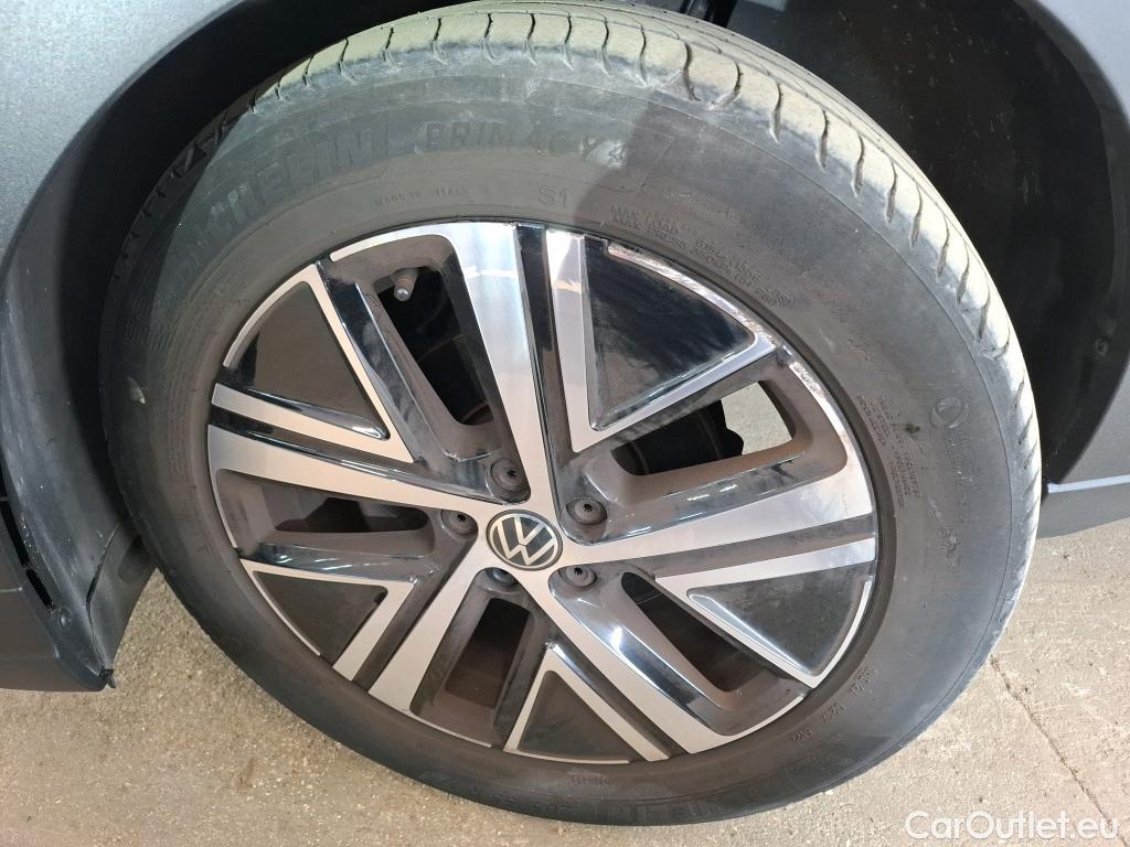  Volkswagen  Taigo  Style 1.0 TSI 110CV BVA7 E6d #11